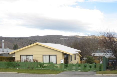 Photo of property in 34 Royal Terrace, Alexandra, 9320