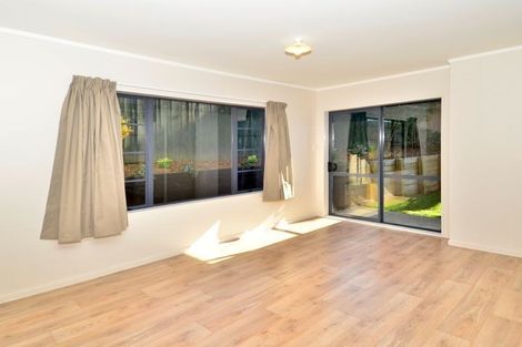 Photo of property in 39 Cyclamen Road, Mangere, Auckland, 2022