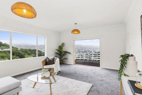 Photo of property in 22 Liffey Crescent, Island Bay, Wellington, 6023