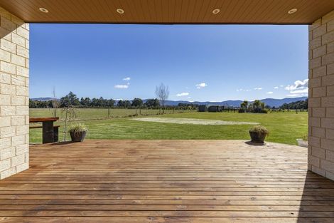 Photo of property in 120 Glews Road, Cust, Rangiora, 7471
