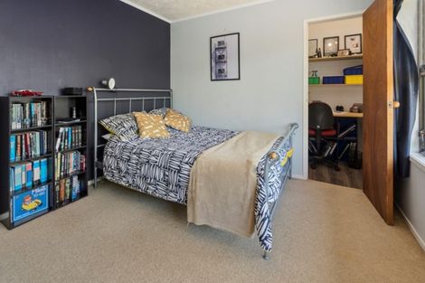 Photo of property in 94 Oaktree Avenue, Browns Bay, Auckland, 0630
