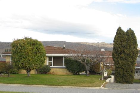 Photo of property in 38 Royal Terrace, Alexandra, 9320