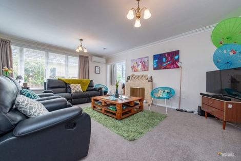 Photo of property in 153 Riverside Drive, Waiwhetu, Lower Hutt, 5010