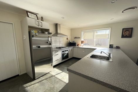 Photo of property in 84b Seddon Street, Wallaceville, Upper Hutt, 5018