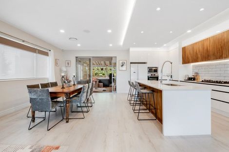 Photo of property in 140 Arran Point Parade, Orewa, 0931