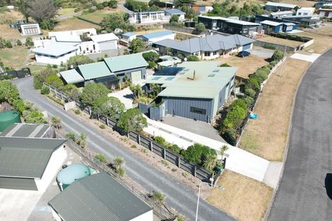 Photo of property in 46 Kent Avenue, Waitarere Beach, Levin, 5510