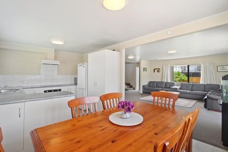 Photo of property in 518 Great South Road, Rosehill, Papakura, 2113