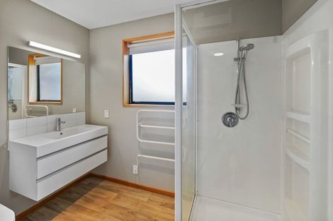 Photo of property in 2/113 Avonhead Road, Avonhead, Christchurch, 8042