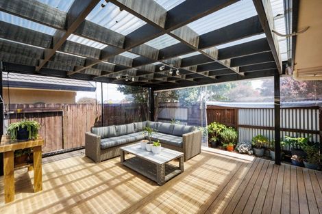 Photo of property in 10 Boston Parade, Kelvin Grove, Palmerston North, 4414