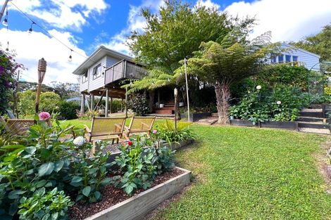 Photo of property in 8 Luxor Place, Massey, Auckland, 0614