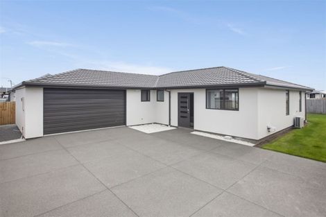 Photo of property in 10 Kingsbridge West, Burwood, Christchurch, 8083