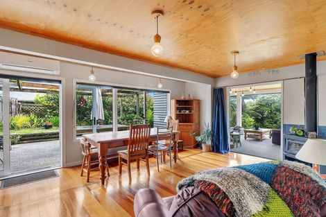 Photo of property in 4 Stephen Street, Tawa, Wellington, 5028