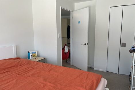Photo of property in Dual Apartments, 406/142 Vivian Street, Te Aro, Wellington, 6011