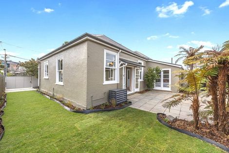 Photo of property in 22 Dickens Street, Addington, Christchurch, 8024