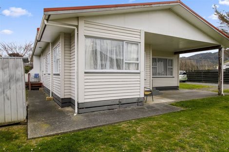 Photo of property in 1/6 Wellington Road, Wainuiomata, Lower Hutt, 5014