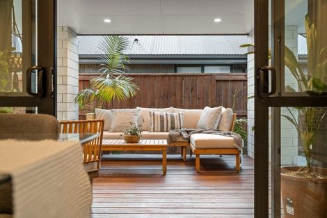 Photo of property in 14 Sarcodia Place, Papamoa Beach, Papamoa, 3118