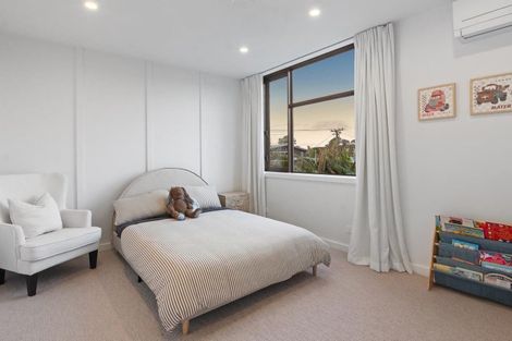 Photo of property in 37 Laurence Street, Manly, Whangaparaoa, 0930