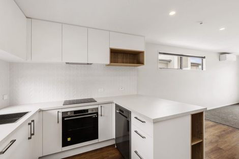 Photo of property in 8/15 Awamutu Grove, Waiwhetu, Lower Hutt, 5010