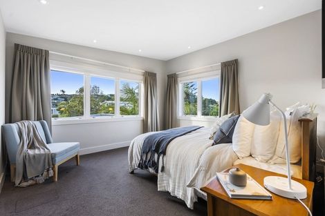 Photo of property in 3a Walton Street, Red Beach, 0932