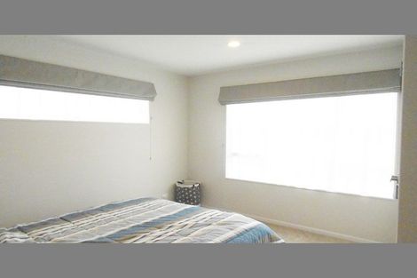 Photo of property in 26 Craigs Way, Hobsonville, Auckland, 0616