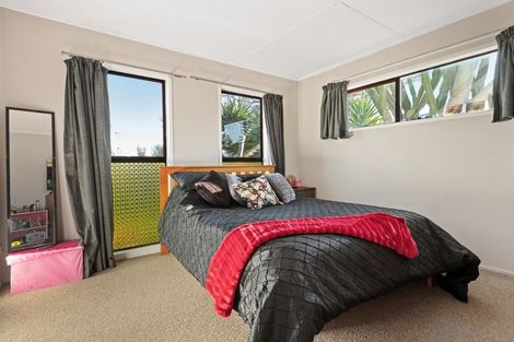 Photo of property in 1 Solway Place, Mount Maunganui, 3116