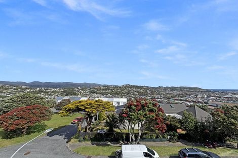 Photo of property in 6/32 Akaroa Drive, Maupuia, Wellington, 6022