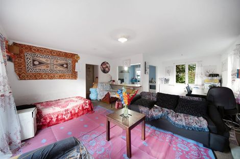Photo of property in 10 Jukes Place, Otara, Auckland, 2023