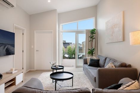 Photo of property in 20b Komata Crescent, Papamoa Beach, Papamoa, 3118