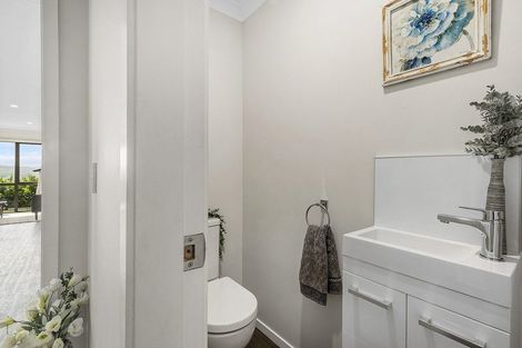 Photo of property in 84 Endeavour Drive, Whitby, Porirua, 5024