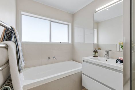 Photo of property in 3/252 Hibiscus Coast Highway, Orewa, 0931