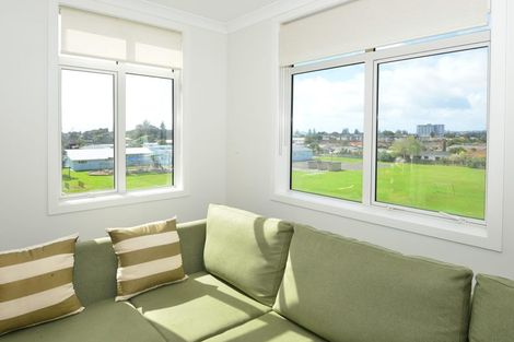 Photo of property in 94 Rewa Rewa Lane, Orewa, 0931