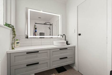 Photo of property in 46b Napier Road, Havelock North, 4130