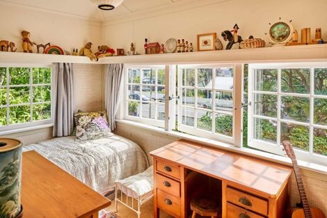 Photo of property in 339 Muritai Road, Eastbourne, Lower Hutt, 5013