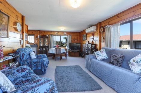 Photo of property in 3b Jet Place, Pukehangi, Rotorua, 3015