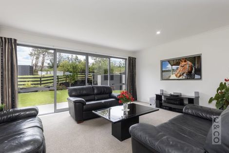 Photo of property in 371 Old North Road, Kumeu, 0892