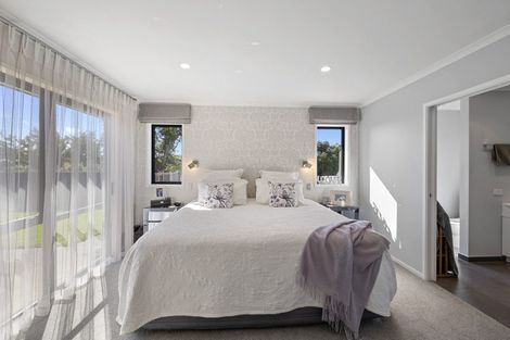 Photo of property in 5b James Drive, Bell Block, New Plymouth, 4312