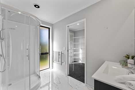 Photo of property in 81 Airport Drive, New Plymouth Airport, New Plymouth, 4373