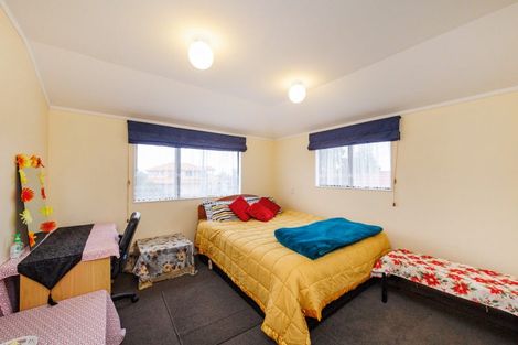 Photo of property in 115 Pacific Drive, Fitzherbert, Palmerston North, 4410