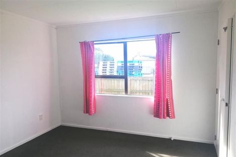 Photo of property in 100d Mako Mako Road, Levin, 5510