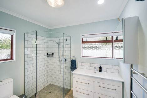 Photo of property in 8 Gresham Place, Taradale, Napier, 4112