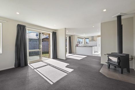 Photo of property in 144d High Street, Oxford, 7430