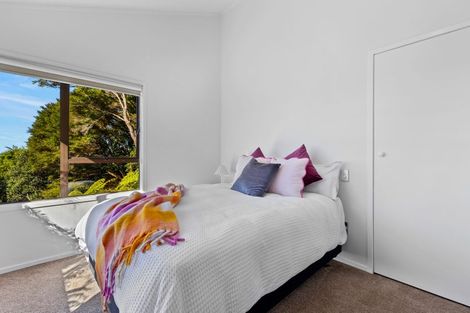 Photo of property in 811 East Coast Road, Northcross, Auckland, 0630