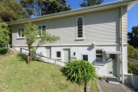 Photo of property in 33 Bentinck Avenue, Strathmore Park, Wellington, 6022