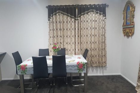 Photo of property in 2 Dow Square, Wigram, Christchurch, 8025