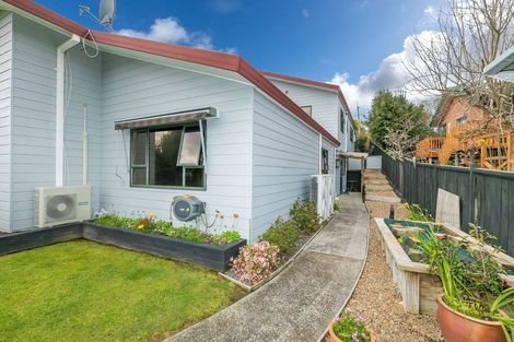 Photo of property in 64 Dixon Road, Glenview, Hamilton, 3206