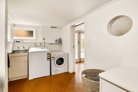 Photo of property in 303 Oceanbeach Road, Mount Maunganui, 3116