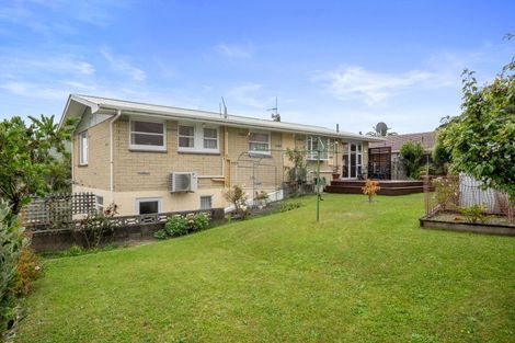 Photo of property in 20 Sunnyview Drive, Brown Owl, Upper Hutt, 5018