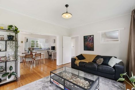 Photo of property in 18 Tui Avenue, Forest Lake, Hamilton, 3200