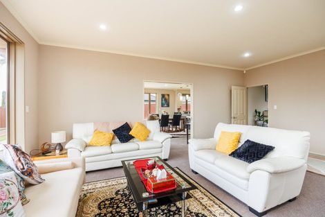 Photo of property in 3 Varsity Heights, Fitzherbert, Palmerston North, 4410