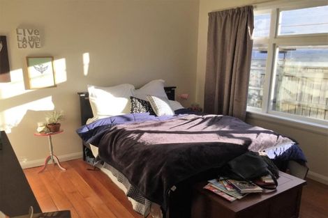 Photo of property in 9 Medway Street, Island Bay, Wellington, 6023